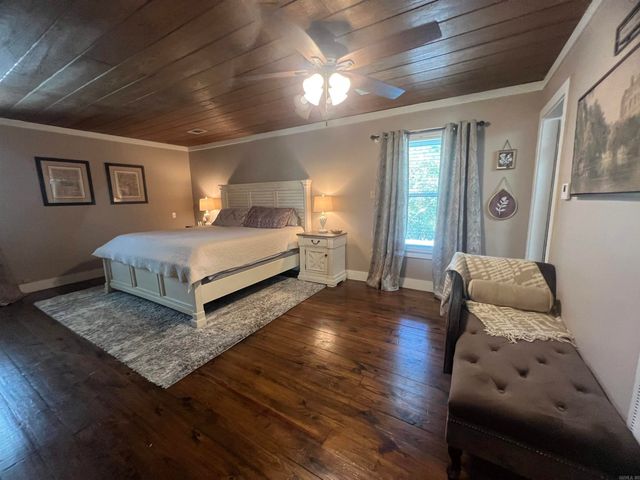8 Chaffee Creek Trail, Camden, AR 71701