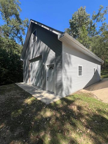 8 Chaffee Creek Trail, Camden, AR 71701