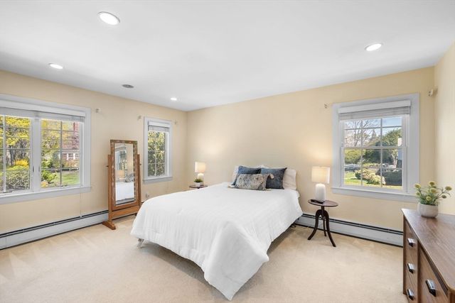 21 Phillips Avenue, Swampscott, MA 01907