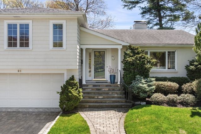 21 Phillips Avenue, Swampscott, MA 01907