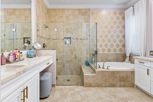183 SE Calmo Circle, Port St Lucie, FL 34984
