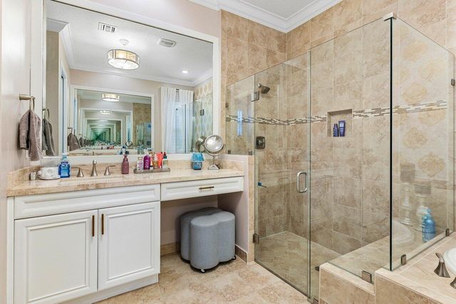183 SE Calmo Circle, Port St Lucie, FL 34984