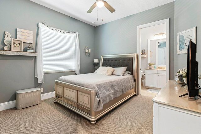 183 SE Calmo Circle, Port St Lucie, FL 34984