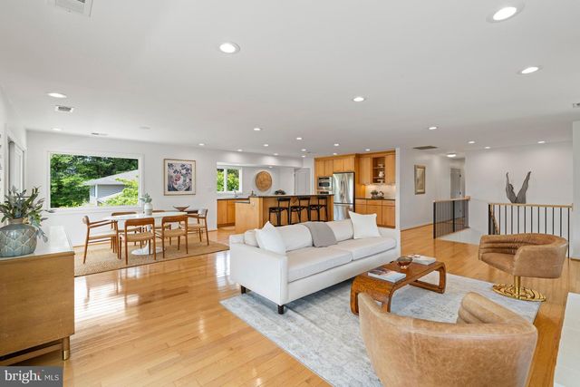 124 E BAY VIEW DR, Annapolis, MD 21403
