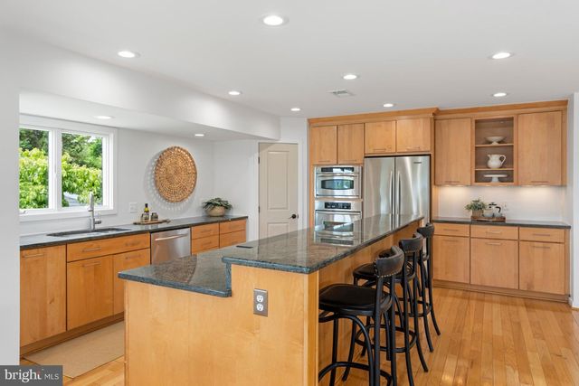 124 E BAY VIEW DR, Annapolis, MD 21403