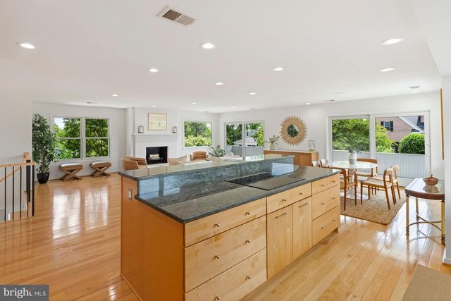 124 E BAY VIEW DR, Annapolis, MD 21403