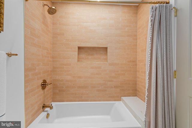124 E BAY VIEW DR, Annapolis, MD 21403