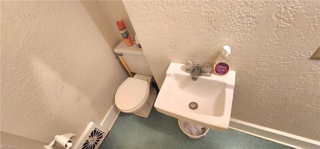 833 Market Street, Zanesville, OH 43701