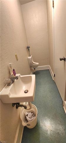 833 Market Street, Zanesville, OH 43701