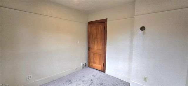 833 Market Street, Zanesville, OH 43701