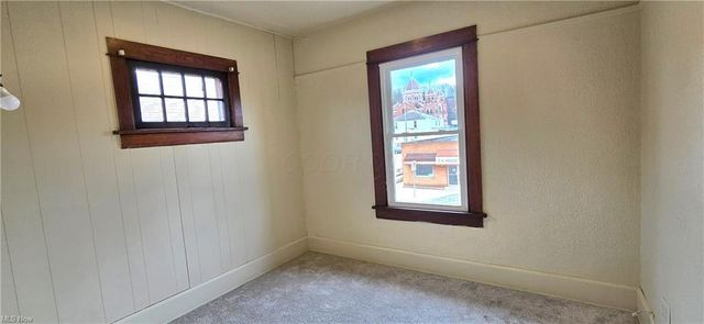 833 Market Street, Zanesville, OH 43701