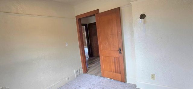 833 Market Street, Zanesville, OH 43701