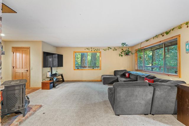 17725 La Porte Rd, Brownsville, CA 95919