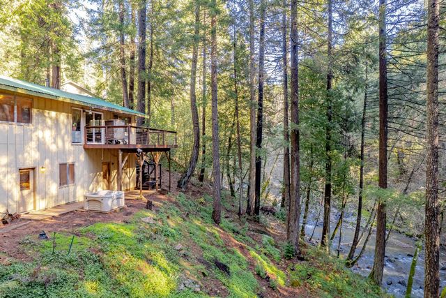 17725 La Porte Rd, Brownsville, CA 95919