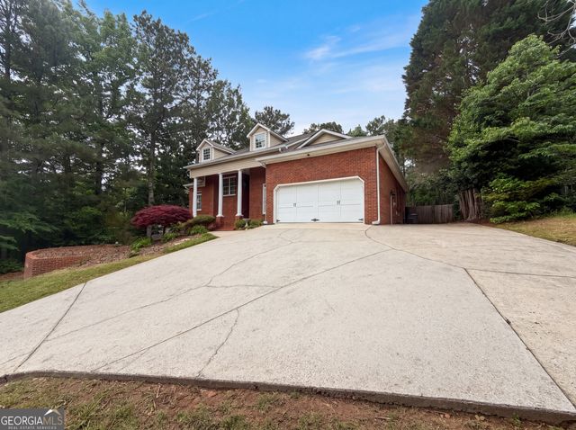 2298 Camden Drive SW, Marietta, GA 30064