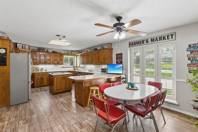 2430 Turtle Creek Drive, Sherman, TX 75092