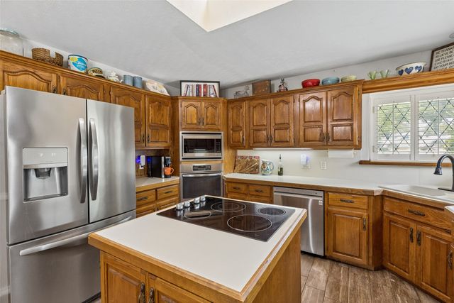 2430 Turtle Creek Drive, Sherman, TX 75092