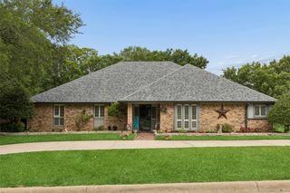 2430 Turtle Creek Drive, Sherman, TX 75092