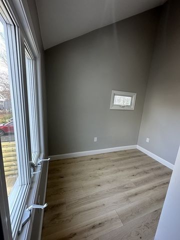 36 Center Street b, Andover, MA 01810