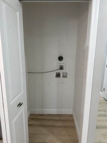 36 Center Street b, Andover, MA 01810