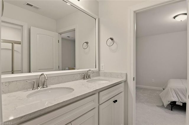 226 Bismarck Court, Winston-salem, NC 27104