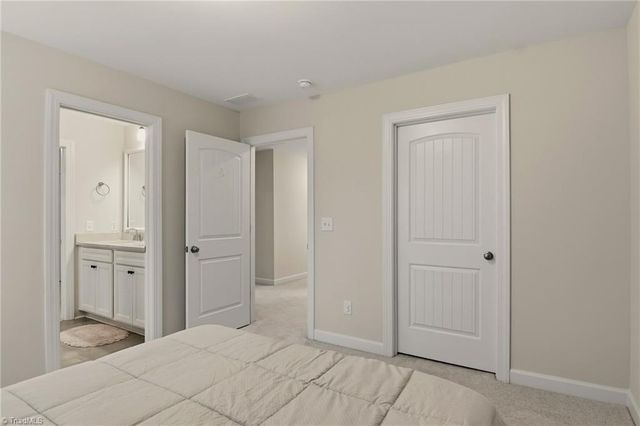 226 Bismarck Court, Winston-salem, NC 27104