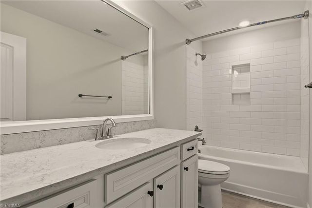 226 Bismarck Court, Winston-salem, NC 27104