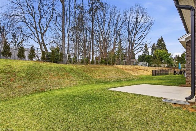 226 Bismarck Court, Winston-salem, NC 27104