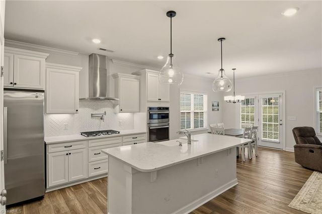 226 Bismarck Court, Winston-salem, NC 27104