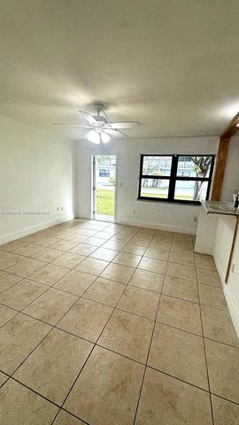 4444 SW 67th Ave 6, Miami, FL 33155