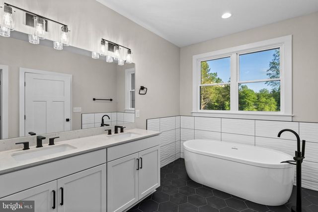 168 COMPASS COVE, Mineral, VA 23117