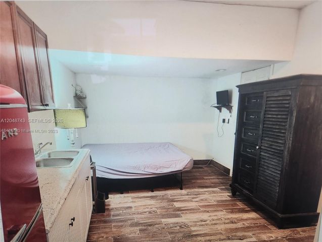 2251 NW 87th Ter, Pembroke Pines, FL 33024