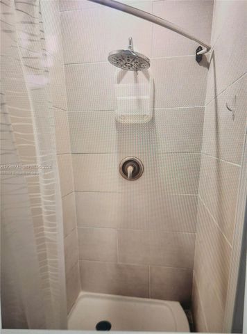 2251 NW 87th Ter, Pembroke Pines, FL 33024