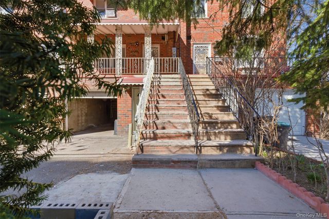 2925 Wallace Avenue, Bronx, NY 10467