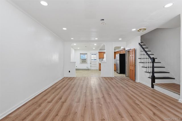 2925 Wallace Avenue, Bronx, NY 10467