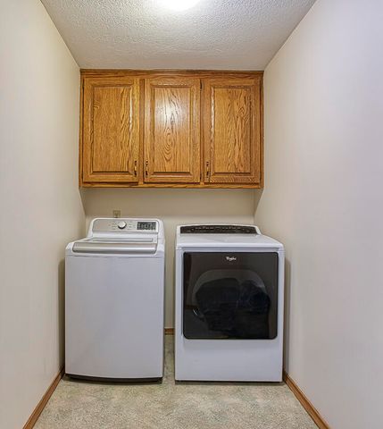 4370 E Whitehall Drive, Springfield, MO 65809