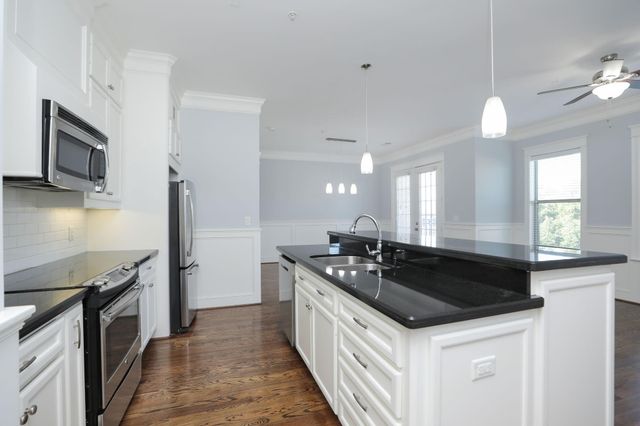 2802 Morrison Street 201, Houston, TX 77009