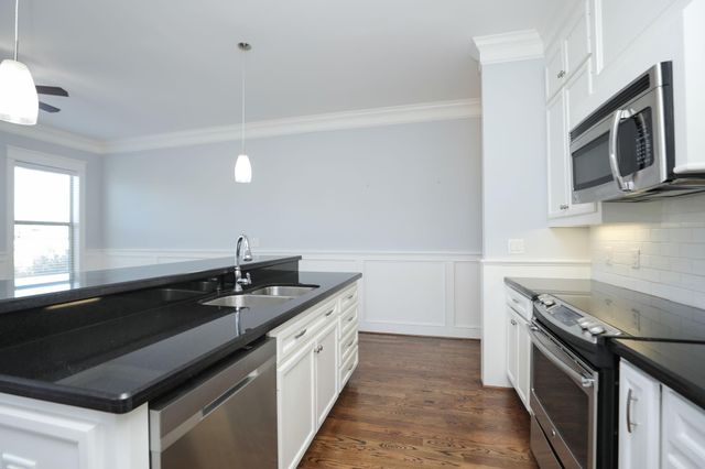 2802 Morrison Street 201, Houston, TX 77009