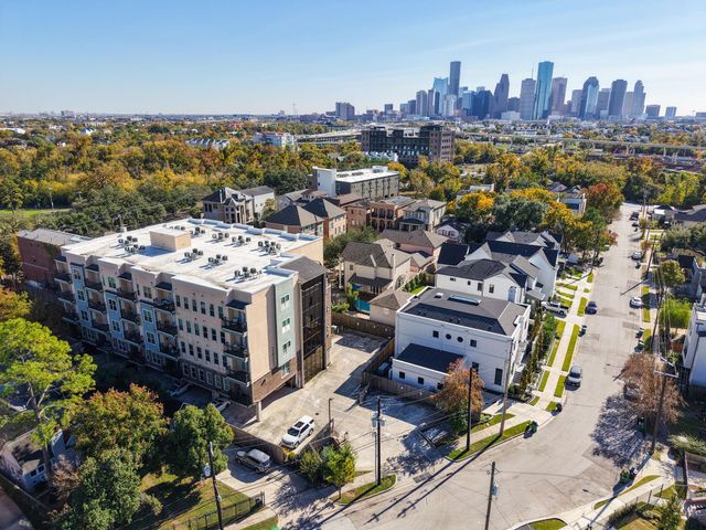 2802 Morrison Street 201, Houston, TX 77009