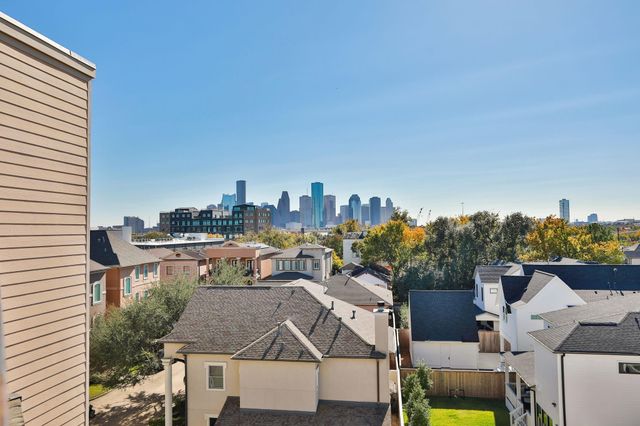 2802 Morrison Street 201, Houston, TX 77009