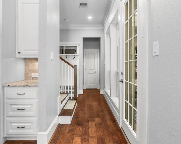 186 W Breezy Way, The Woodlands, TX 77380