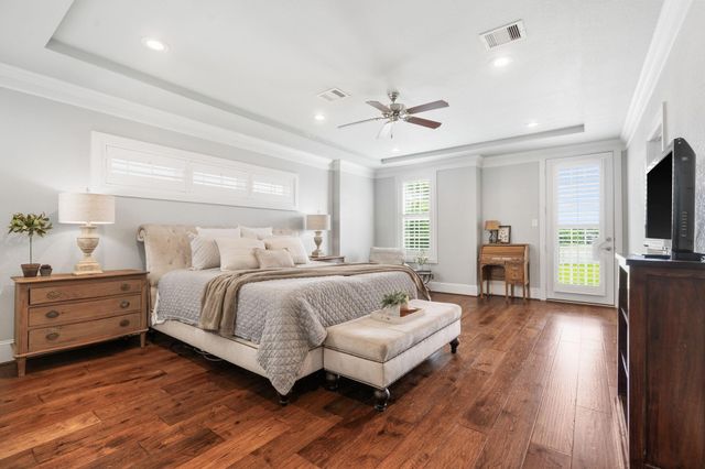 186 W Breezy Way, The Woodlands, TX 77380