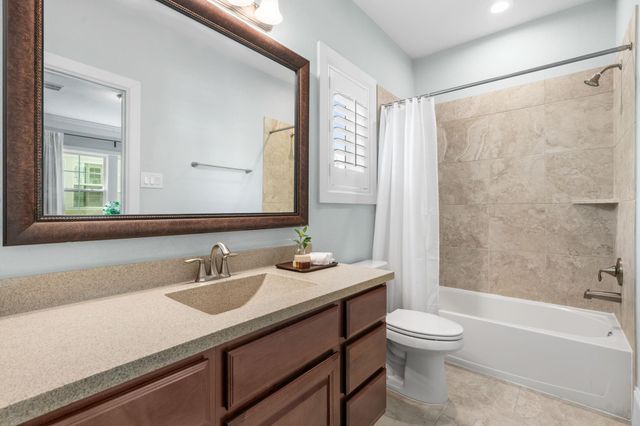 186 W Breezy Way, The Woodlands, TX 77380