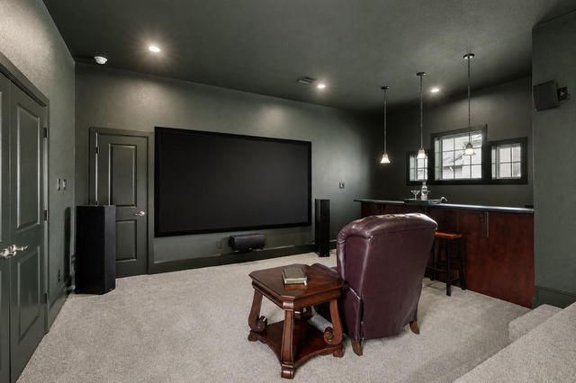 186 W Breezy Way, The Woodlands, TX 77380