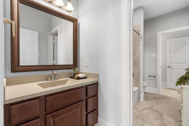 186 W Breezy Way, The Woodlands, TX 77380