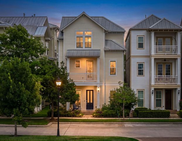 186 W Breezy Way, The Woodlands, TX 77380