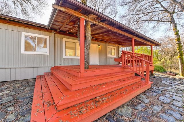 14522 Clear Creek Pl, Grass Valley, CA 95949