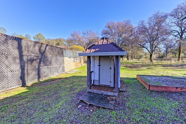 14522 Clear Creek Pl, Grass Valley, CA 95949