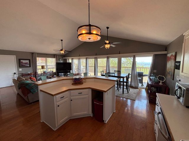 225 Irish Hills Road, Edgemont, AR 72044