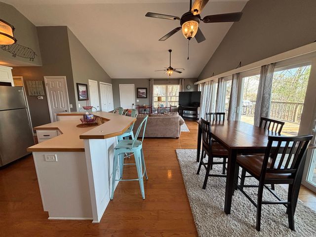 225 Irish Hills Road, Edgemont, AR 72044